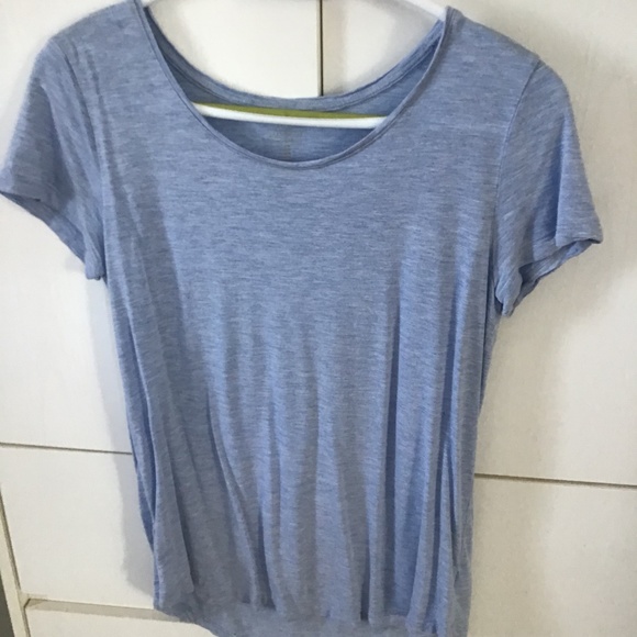 Gap T shirt - Picture 2 of 3